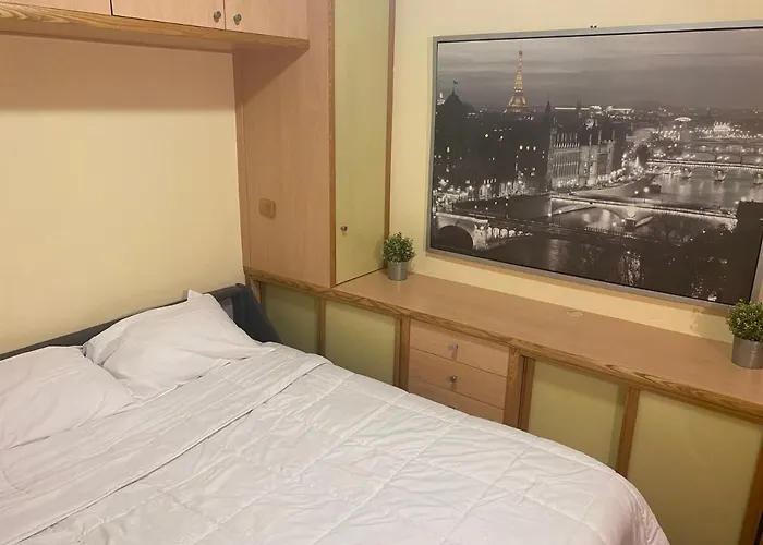 Entire Cozy Near Eiffel Tower In